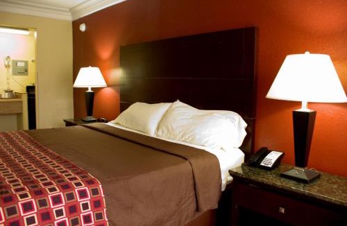 St. Cloud Hotel | Polynesian Inn