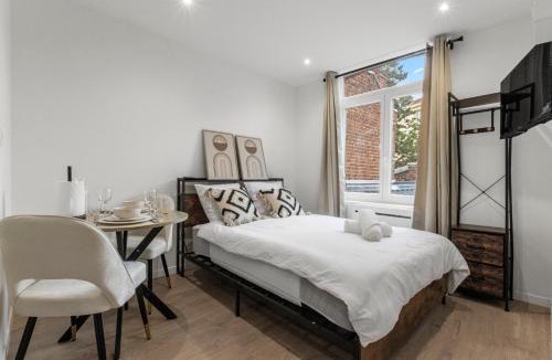 Saint-Quentin Apartment | Pomme rouge