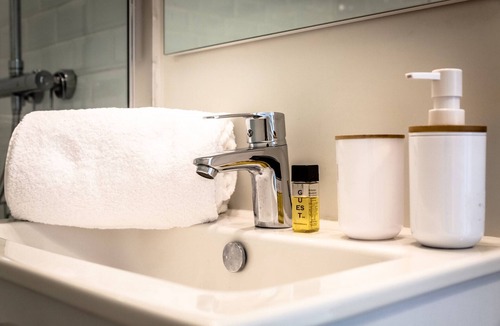 Brive-la-Gaillarde Apartment | POMPIDOU 4 - Chic & Elégant - 2 chambres