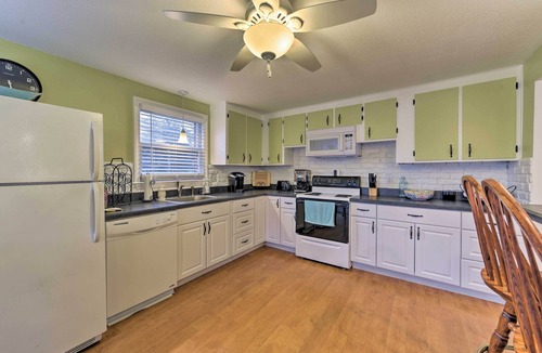 East Wareham House | Pond Access & Private Dock: East Wareham Home