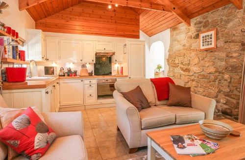 Mabe Cottage | Pond Cottage