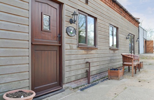 Foxley Cottage | Pond Cottage - UKC3736