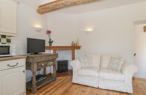 Ebbesborne Wake House | Pond