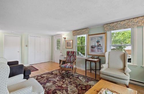 Union House | Pond Retreat at the Beach