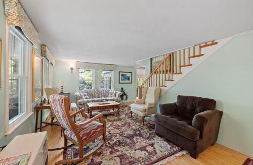 Union House | Pond Retreat at the Beach