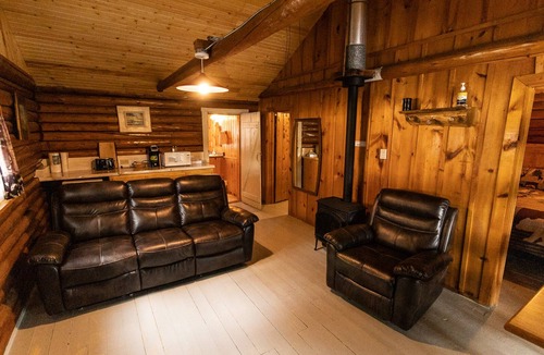 Ludlow Cabin | Pond's Resort