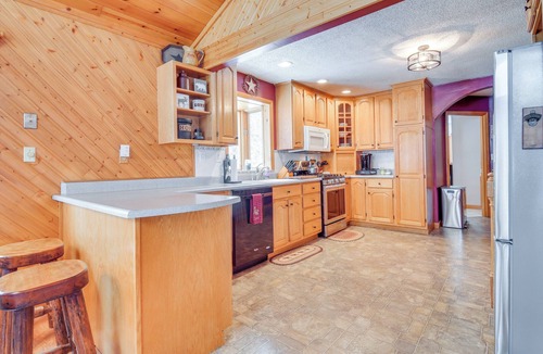 Errol House | Pond & Snowmobile Trails On-Site: Errol Escape!