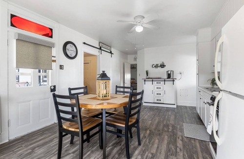 Ronks Other | Pond View Amish Farmstay - in central Lancaster County - 3 min to Sight & Sound!