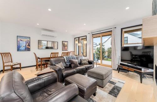 Wapato Point House | Ponderosa Court, Unit 2A