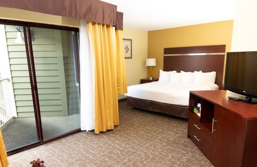 City Central Hotel | Ponderosa Inn Gresham