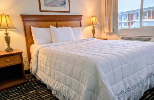 Goldendale Hotel | Ponderosa Motel