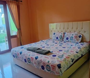 Bayan Hotel | Pondok Evsi