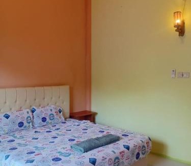 Bayan Hotel | Pondok Evsi