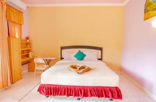 Bayan House | Pondok Guru Bakti Cottage