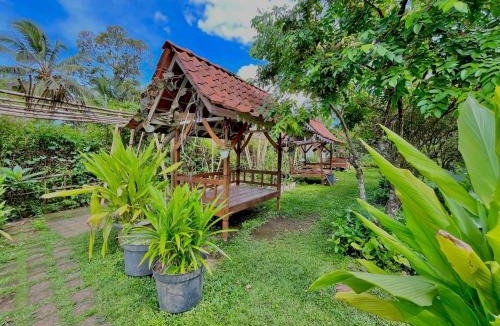 Banyuwangi House | Pondok Is Oke Bamboo Lodge
