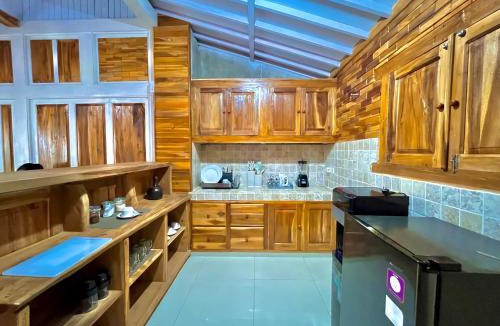 Banyuwangi Villa | Pondok Is Oke Family Private Room - 2 Bedroom Infinity pool