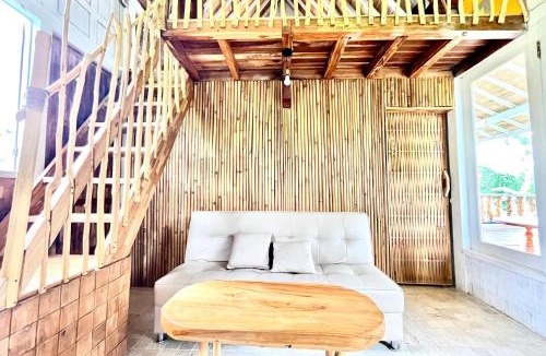 Banyuwangi Villa | Pondok Is Oke Family Room - 2 Bedroom Ricefild view