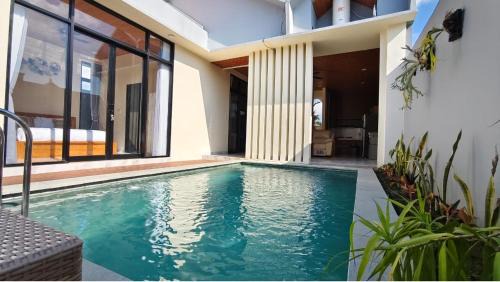 Sei Pinang Villa | Pondok Murni Mesari