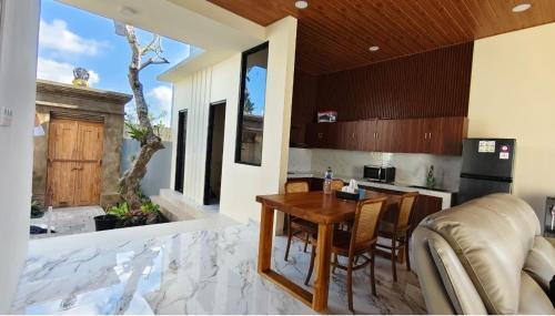 Sei Pinang Villa | Pondok Murni Mesari