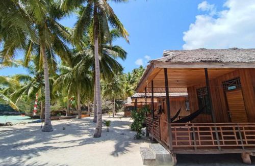 Batudaka Island House | Pondok Wisata Sera