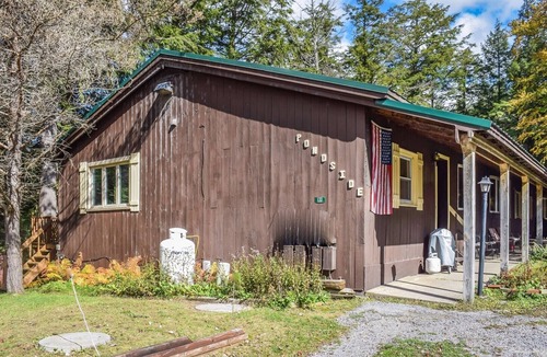 Town of Webb Cabin | Pondside at Holiday Shores