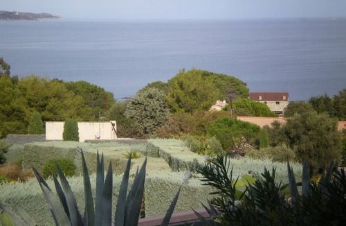 Saint-Florent Apartment | Pont de bateau, sea view with private pool