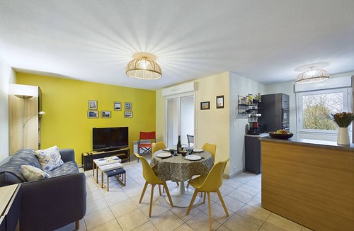 Pont-l'Abbe Apartment | Pont L'Abbé, flat for 4 with a balcony