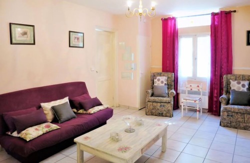 Jau-Dignac-et-Loirac House | Pontac-Gadet 1 by Interhome