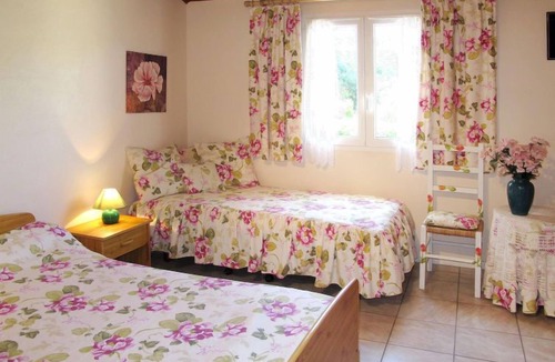 Jau-Dignac-et-Loirac House | Pontac-Gadet 1 by Interhome