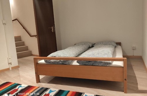 Ponte Tresa House | Ponte Tresa Svizzera: casa indipendente nel nucleo