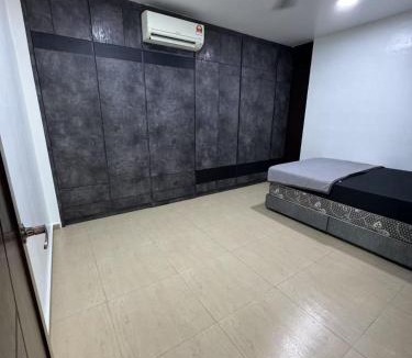 Pontian Apartment | Pontian C Balcony