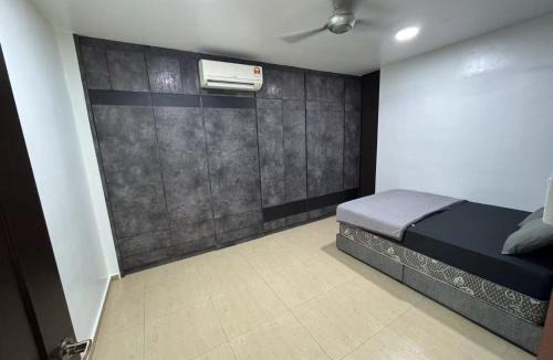 Pontian Apartment | Pontian C Balcony