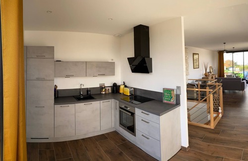 Saint-Come-de-Fresne House | Pontoon's view residence