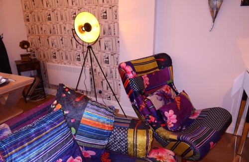 Cwm Frwd Oer Apartment | Pontypool Haven Retreat - 3Bedroom Flat