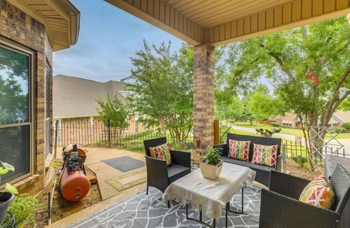 Ederville House | Pool | 4 bedrooms | Downtown