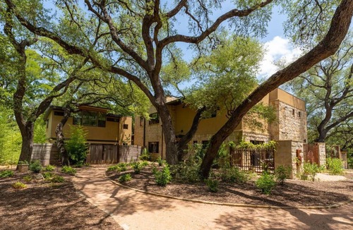 Flournoy Acres House | Pool | 8 Beds | Sleeps 14 - WalkerVR The Loft House Estate
