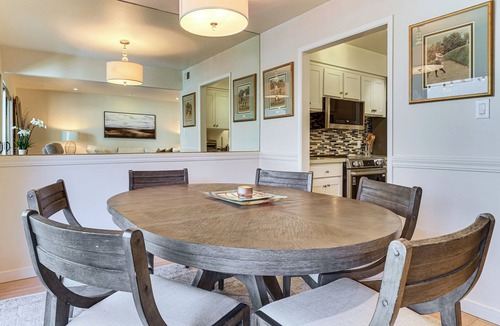 Sharon Heights Condo | Pool Access! Base to Visit Stanford, See World Cup