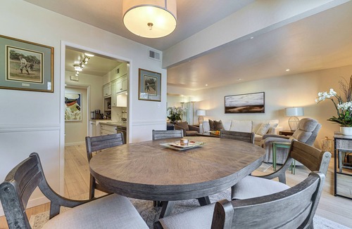 Sharon Heights Condo | Pool Access! Base to Visit Stanford, See World Cup