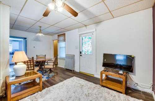 Bath Apartment | Pool Access Bath Vacation Rental Condo!