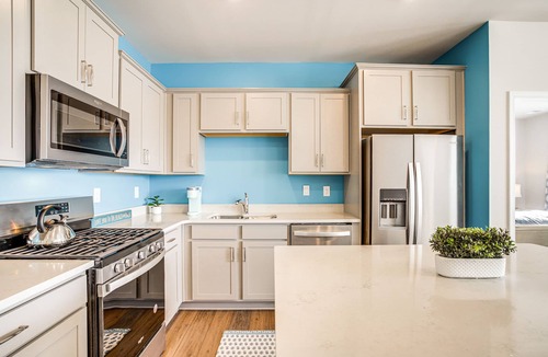 Frankford House | Pool Access & Beach Shuttle: Millville Townhome!