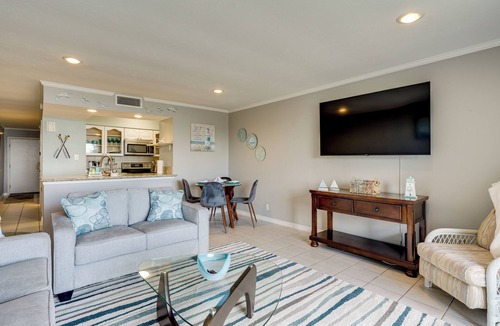 Walden on Lake Conroe Condo | Pool Access + Views: Waterfront Lake Conroe Escape