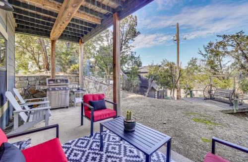 Graford House | Pool Access, Walk to Water! Possum Kingdom Cabin