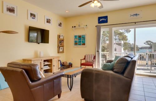 Foster House | Pool and Dock Access! Bohannon Cottage on the Bay