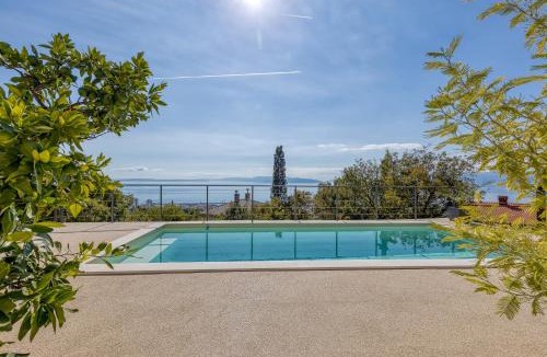 Rijeka Apartment | Pool And Garden Apartment Happy Sound - Happy Rentals