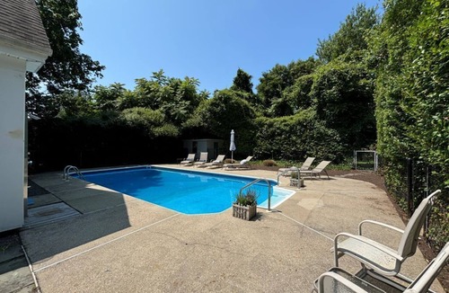 Chatham House | Pool and large yard!