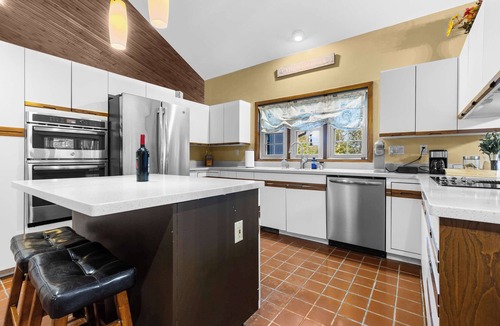 Rockford House | Pool, Arcade, Hot Tub and more @16th and Aldeen