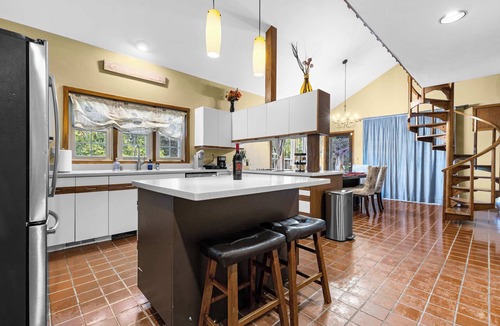 Rockford House | Pool, Arcade, Hot Tub and more @16th and Aldeen
