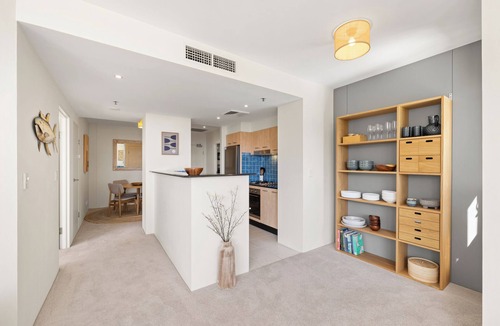 Cronulla Apartment | Pool View, Lift Access 503, Opposite North Cronulla Beach