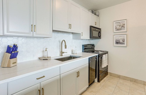 Galveston Condo | Pool & Beach Access: Oceanfront Galveston Condo