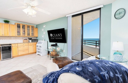 Schulte Park Condo | Pool/Beach Open! Oceans Atrium One-Ocean View #403